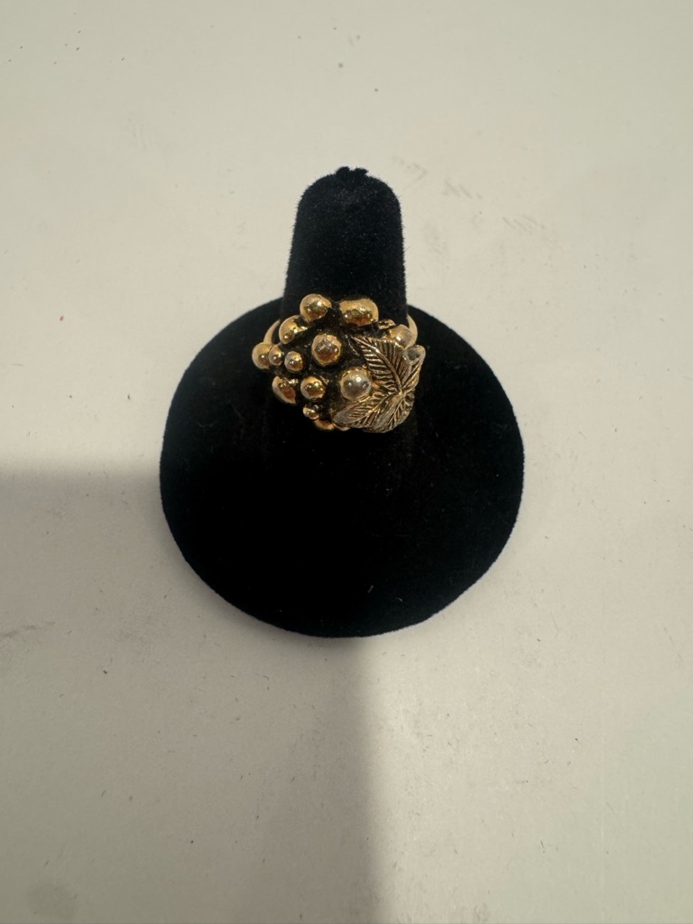 Vintage Sarah Coventry Gold Tone Grape Cluster Ring Leaf Design